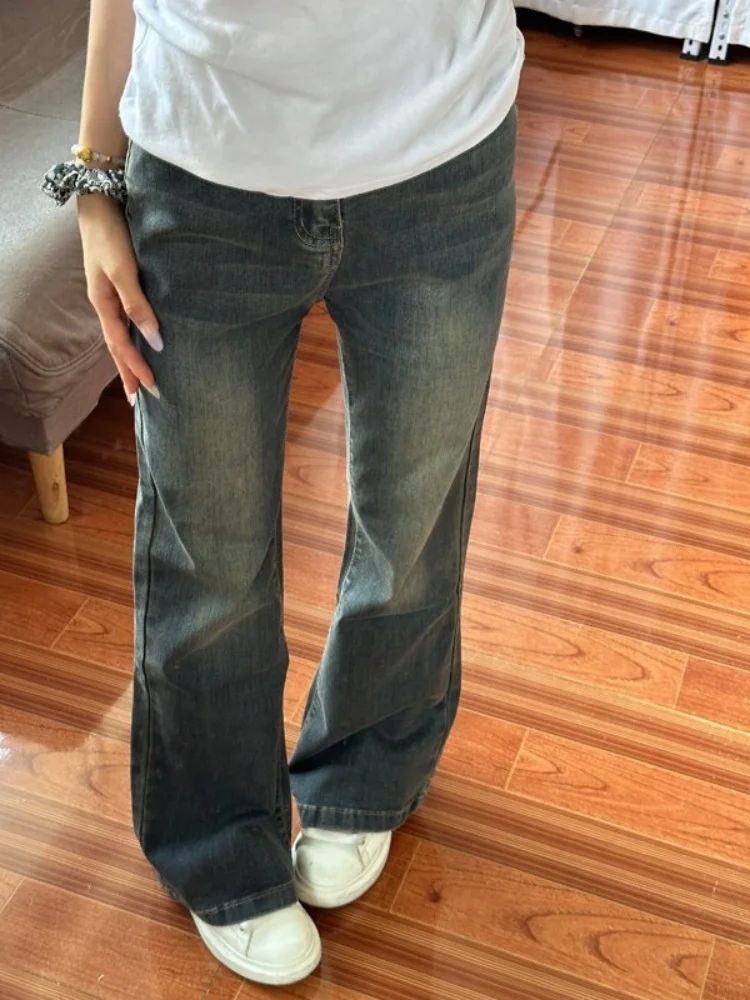 กางเกงยีนส์ทรงขาบานเล็กน้อยบุซับในสำหรับผู้หญิงไซส์ใหญ่ ผ้าเดนิม ทรงเอวสูง กระชับสัดส่วน ยืดหยุ่น ขาตรง กว้าง สำหรับฤดูใบไม้ร่วงและฤดูหนาว