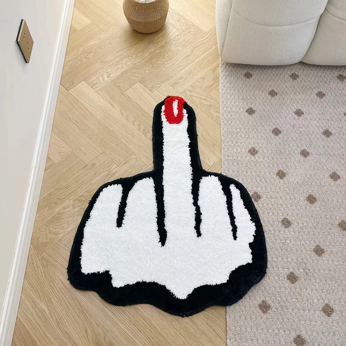 Teppich in Form eines Mittelfingers, lustige Geste, rutschfeste Badezimmermatte, coole Gothic-Heimdekoration für Schlafzimmer und Wohnzimmer – Detail 4