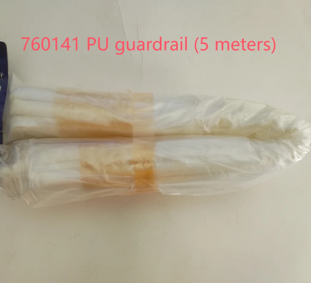 

TURBO RACING 1:76 Car Parts Cement pier diving platform PU guardrail 1 to 3 charging cable