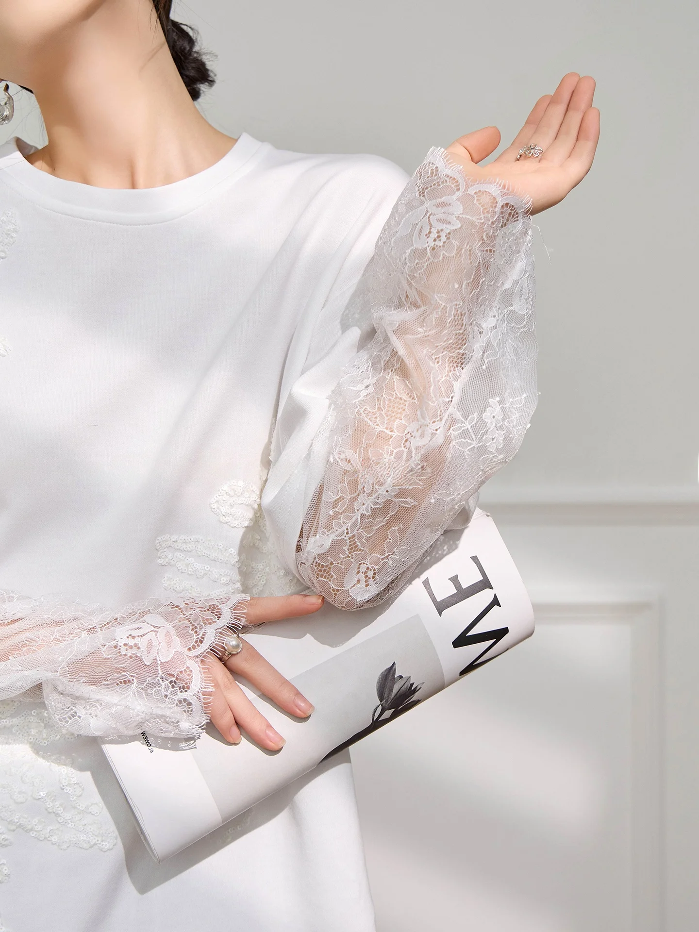 Lace Splice Long Sleeve T-Shir - Phone Accessories On Top ulasan dan harga