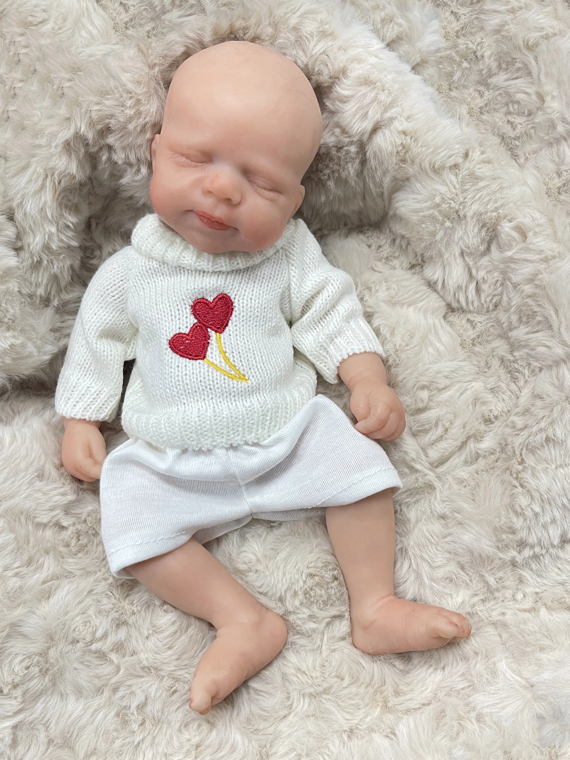 10-calowa, ręcznie robiona, bezwłosia, urocza, w ubrankach, super miękka, elastyczna, realistyczna mini lalka silikonowa reborn, kolekcjonerski prezent.