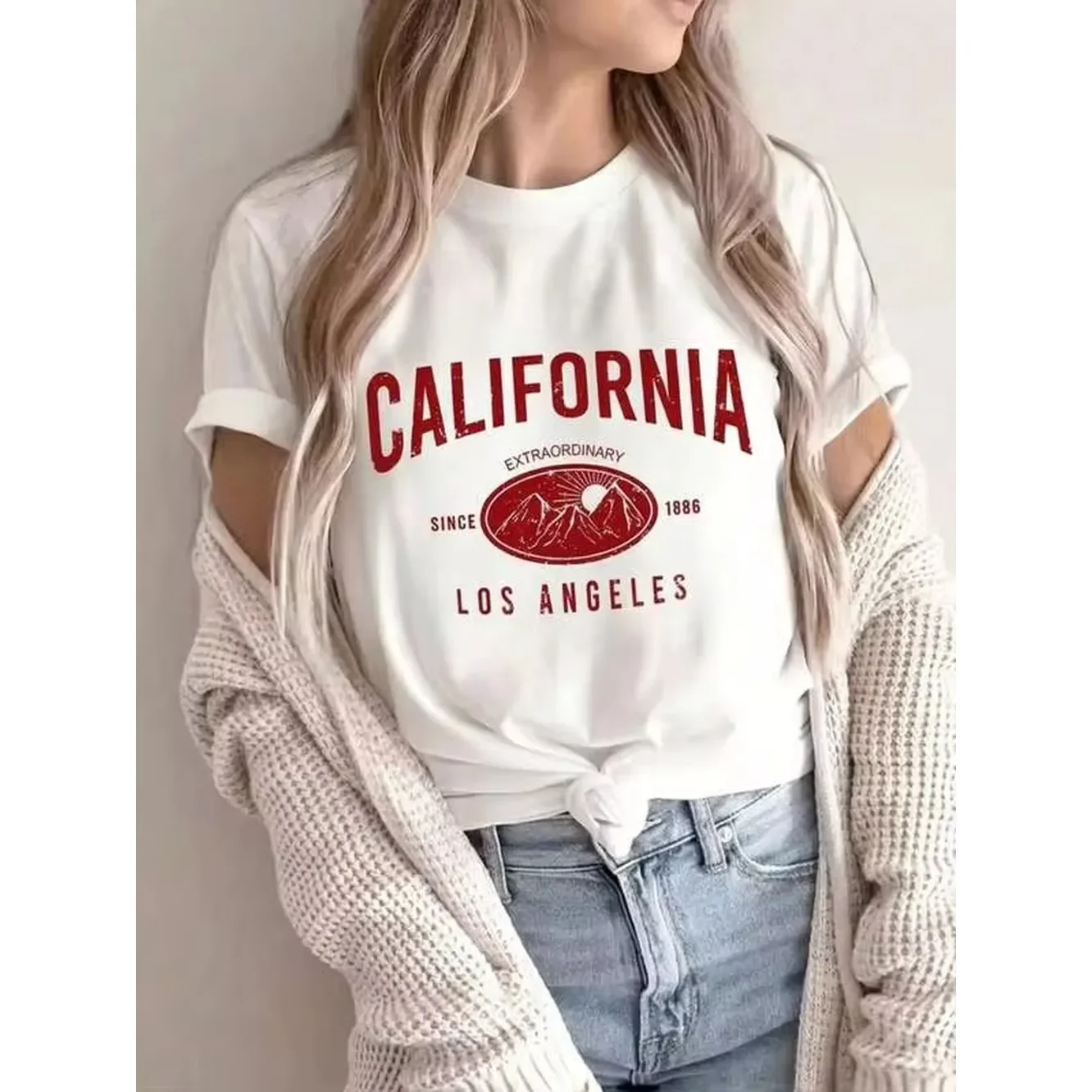 Women's white crew neck T-shirt with Los Angeles, California letter print, casual preppy style short-sleeved top, suitable for summer campus and outdoor outings.