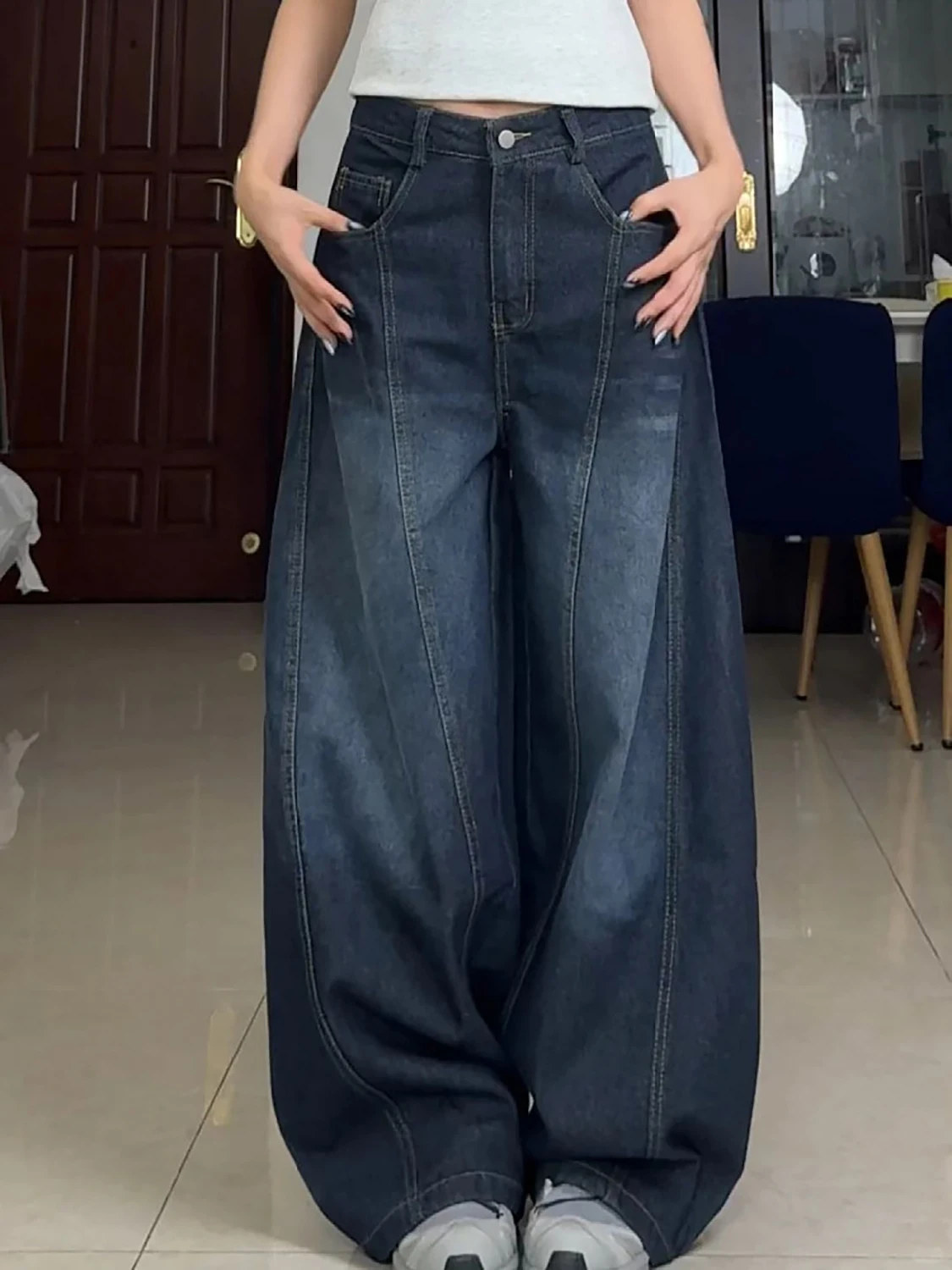 

Retro American Vibe High Waist Wide Leg Jeans Women's Spring Summer 2026 Washed out Trousers Draping Sensation Floor-Length