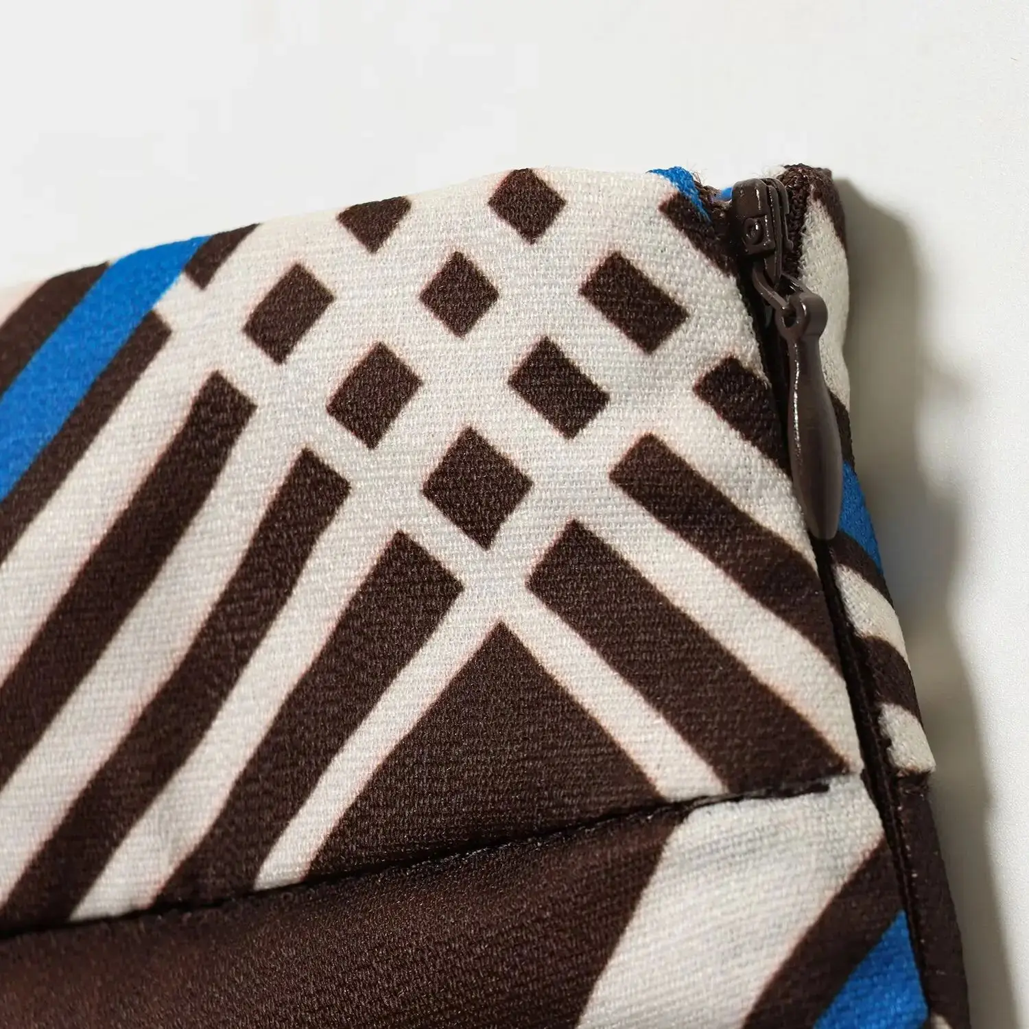 DiYiG WOMAN 2025 Winter New Fashion Plaid Print Long Shorts Retro High Waist All-match Side Zipper Wide Leg Shorts Mujer