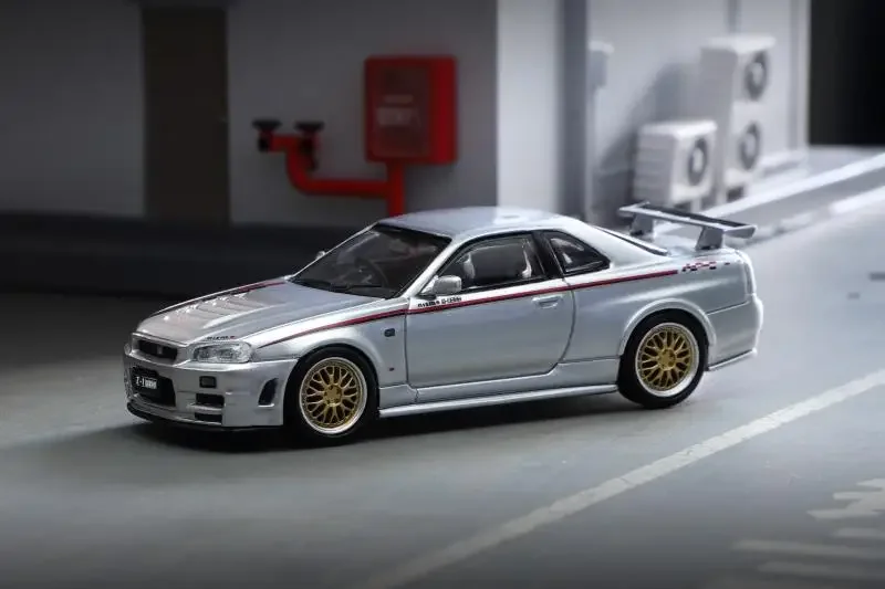 Stance Hunters SH 1:64 Skyline R34 GTR Z Tune Nismo LiveryรถโมเดลDiecast