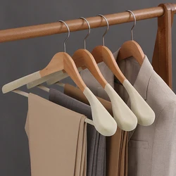 Coat hanger perchas стойка для одежды Luxury Non Slip Velvet Flocking Wide Shoulder Wardrobe Clothes Organizer Wooden Hangers