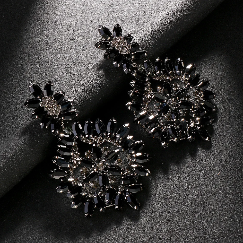 Black Exaggerated Flower Earrings Hollow Banquet Ear Accessories Elegant Women Large Rhinestone Hanging Earrings Christmas Gift