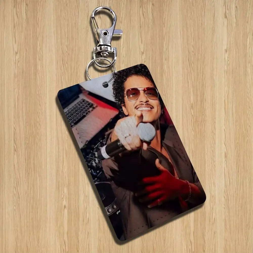 Cooler Bruno Mars T-The Romantic Cartoon Sänger Anime Kartenanhänger Mode-Anhänger Taschen-ID-Türkartenetui Buskartenetui Niedlich für Erwachsene
