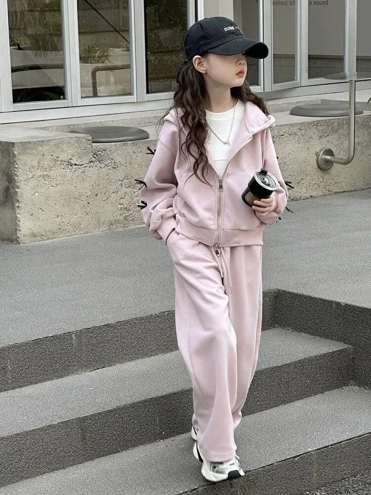 Mädchen-Trainingsanzug mit Kapuze und Schleifendetail – zweiteiliges Outfit im koreanischen Stil mit langärmeliger Jacke und Hose für größere Kinder. – Detail 22