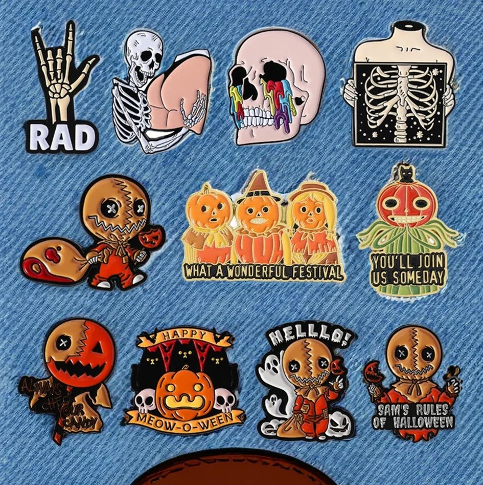 Halloween Series Enamel Pins Skeleton Skull Wandering Ghost Halloween Bowknot Spooky Brooches Lapel Badge Fashion Jewelry Gifts