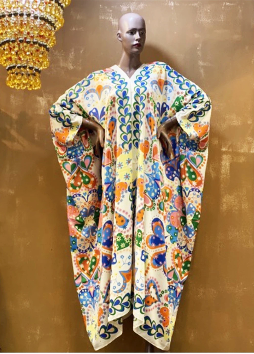 Middle East Fashion Blogger 2023 Summer Boho V-Neck Muslim Lady Batwing Sleeve Silk Printed Kaftan Dress Causal African Designer