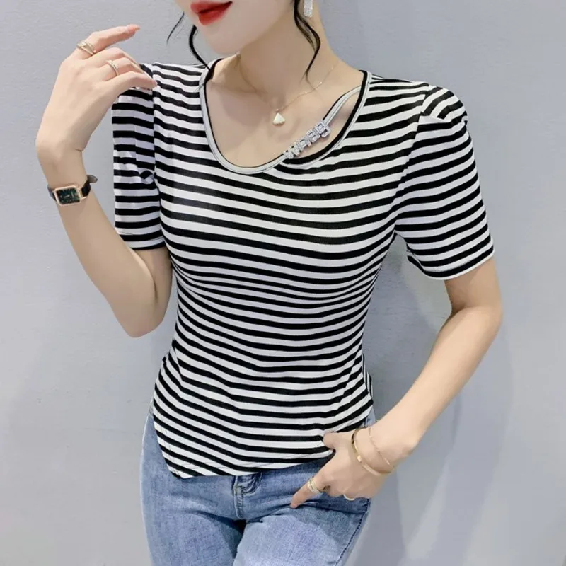 #8240 Streetwear Hip Hop T Shirt For Women Black White Striped Asymmetrical Short T Shirt Femme Cotton Sexy T-shirt Short Sleeve