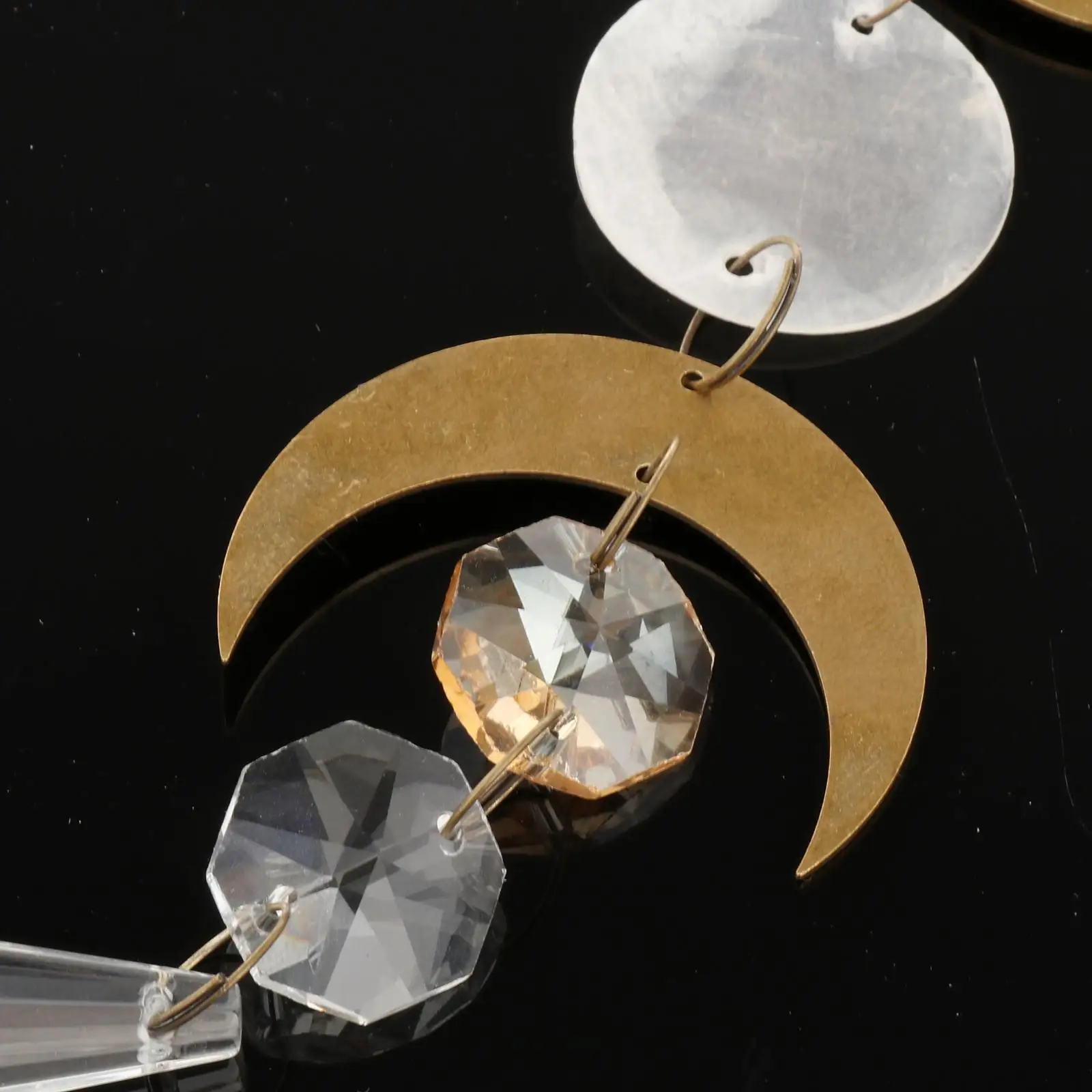 

Hanging Pendant Crystal Rainbow Maker Window Ornament Glass Suncatcher Prism Light Catcher for Home Decor