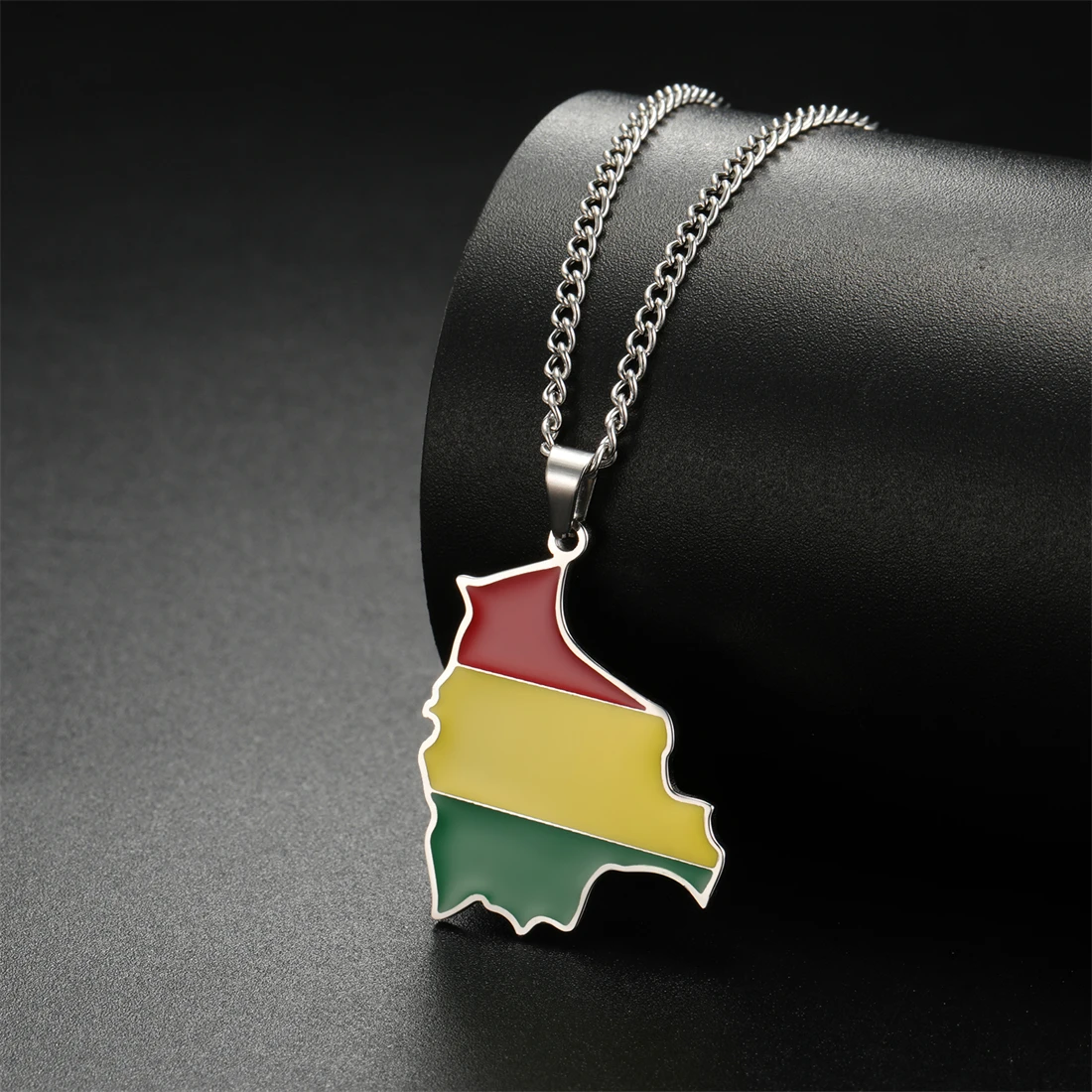 EUEAVAN Drip Oil Bolivia Map Necklace For Women Men Stainless Steel Bolivians Flag Pendant Charm Fashion Jewelry Gift