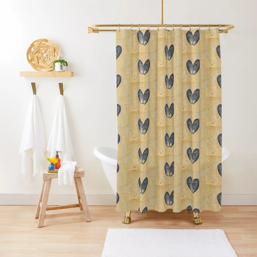 

Mussel heart Shower Curtain Bathroom Fabric For The Bathroom Accessories For Shower And Services Shower For Bathroom Set Curtain
