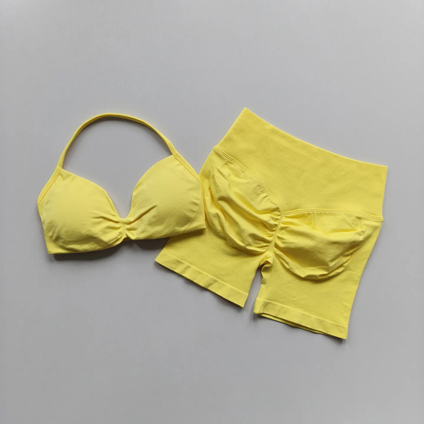 Damen-Yoga-Set mit hoher Taille, Sportbekleidung, schnelltrocknend, atmungsaktiv, rückenfreier BH, Gym-Shorts für Sommertraining, Sportanzug mit Po-Lift-Effekt – Detail 12