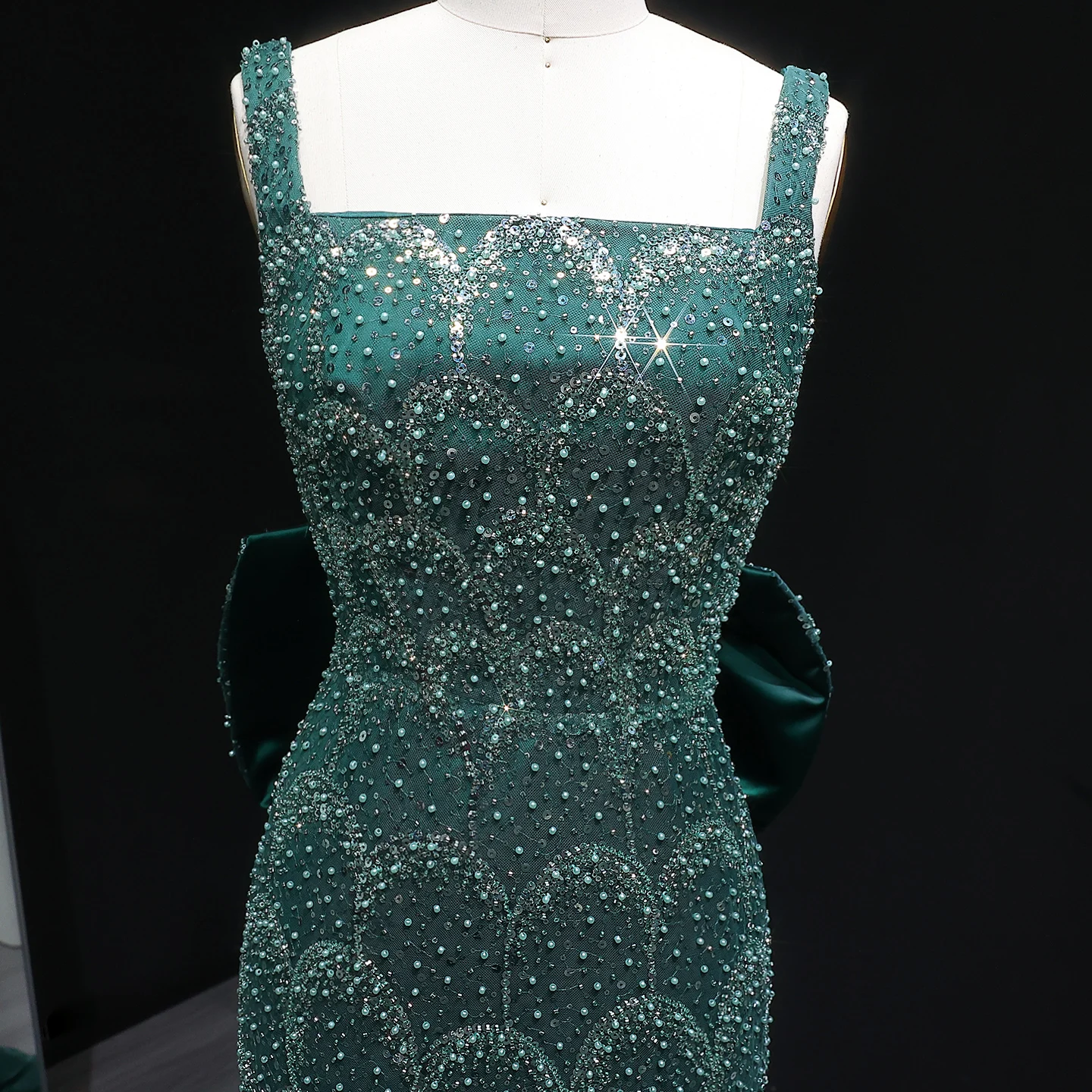 Sharon Said Luxuriöses Smaragdgrünes Meerjungfrauenkleid mit Schleife und Paillettenverzierung für Damen, Hochzeit, Party, Ballkleid SS648 Maßanfertigung – Detail 12
