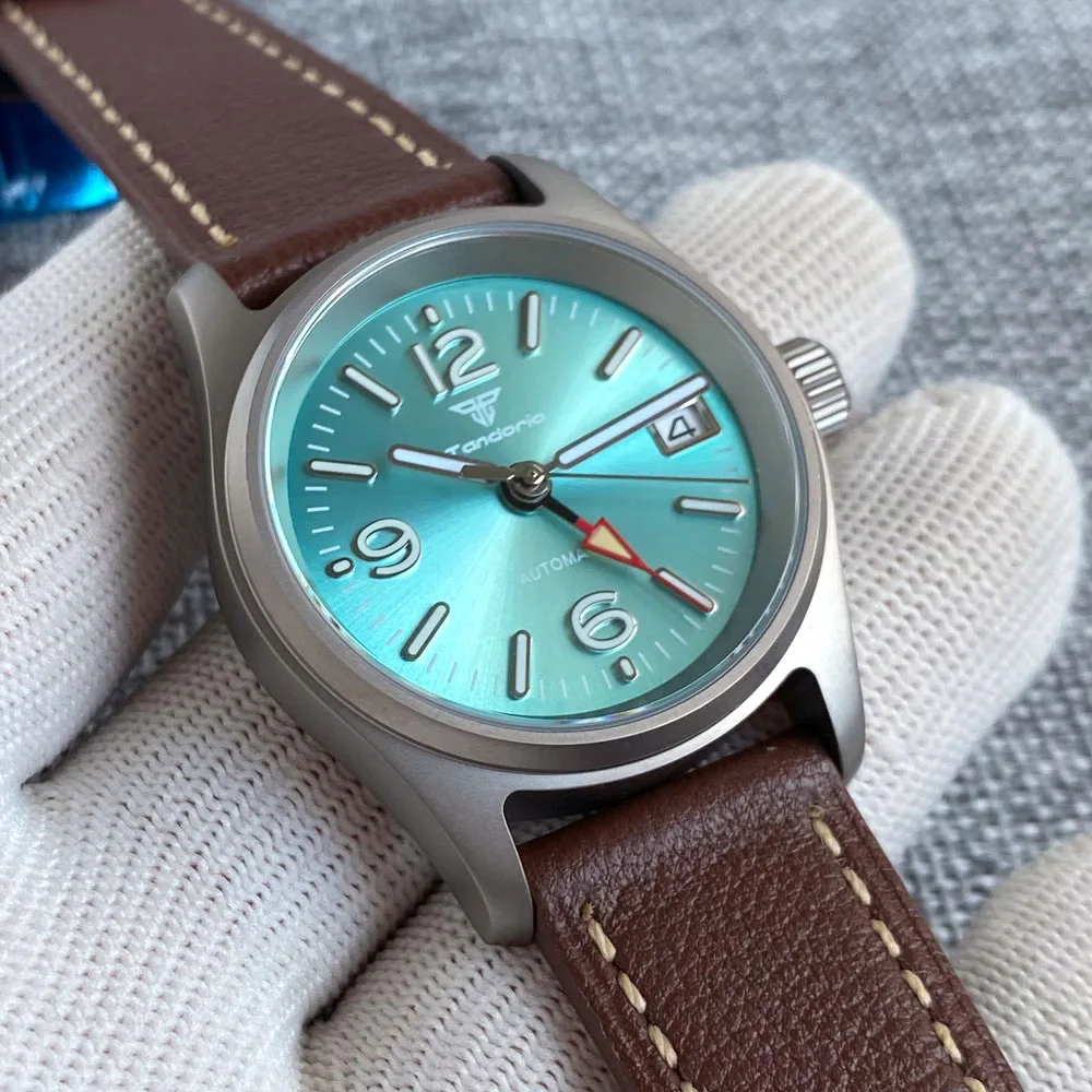 Orologio pilota in titanio da 36 mm quadrante blu/bianco/nero NH34A GMT Orologio retrò tendenza orologio da uomo e da donna lancette con freccia rossa