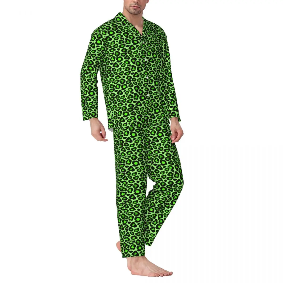 Indumenti da notte alla moda con stampa leopardata Primavera Verde neon Set pigiama oversize allentato casual da uomo a maniche lunghe Indumenti da notte dal design romantico