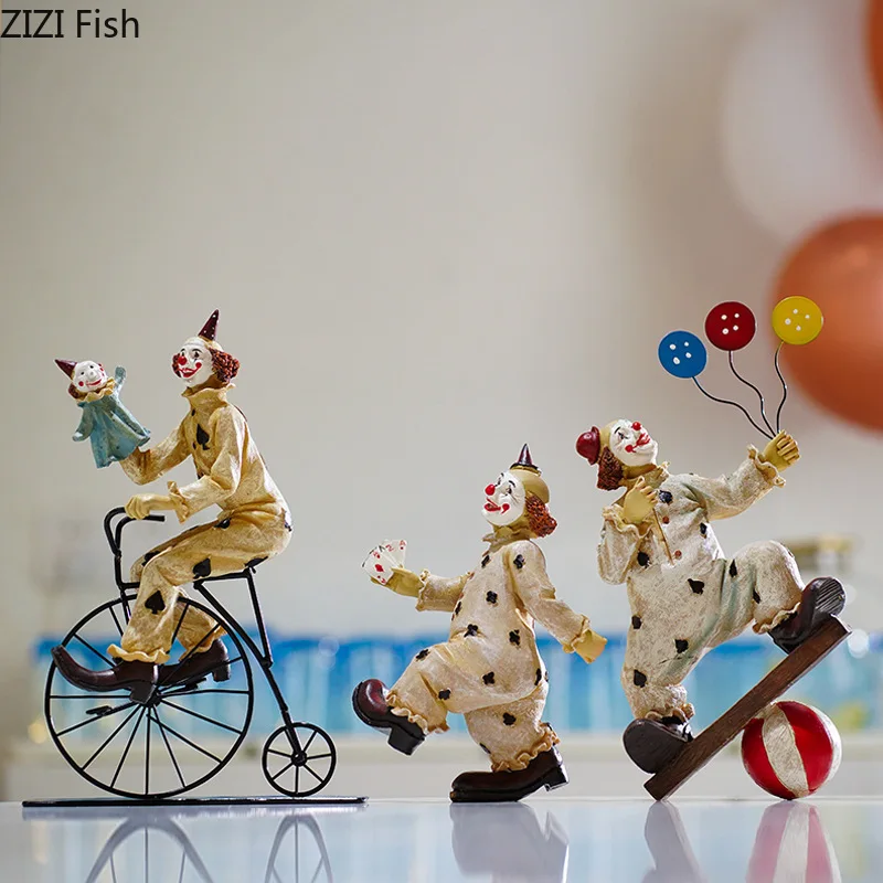 

Circus Clown Character Ornaments Crafts Figurines Resin Sculpture Statue Miniatures Home Accessories Living Room Decoration Gift