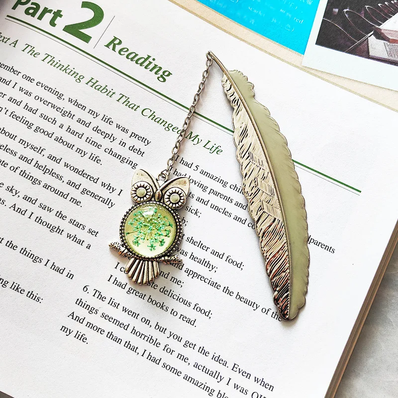 علامة مرجعية من الريش المتوهج في الظلام، تصميم تنين البومة المعدنية، هدية لمحبي الكتب القديمة العتيقة، ملحقات قراءة الطلاب