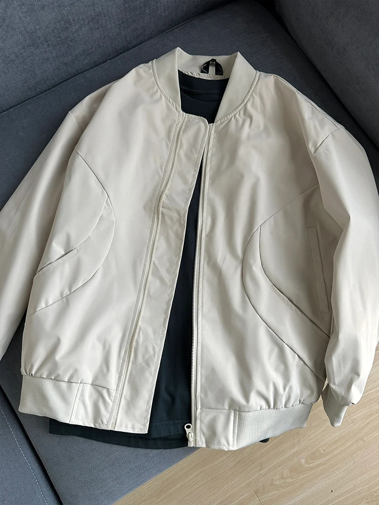 

Мужская куртка-бомбер цвета хаки, стильная, для ранней весны, в американском стиле, молодежная, модная, весенняя, с оригинальным дизайном рукавов.