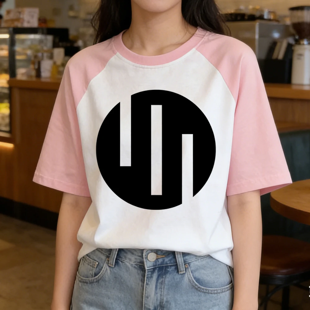 Women'S Fashion In The 80S - Invincible Hero Mark tshirt women streetwear
