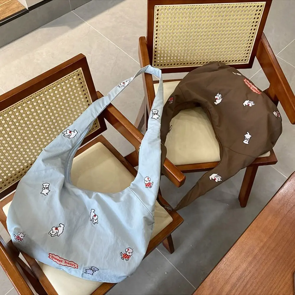 

Fashion Commuting Cartoon Shoulder Bag Sweet Large Capacity Puppy Embroidery Nylon Bag Korean Style Casual Messenger Bag Travel
