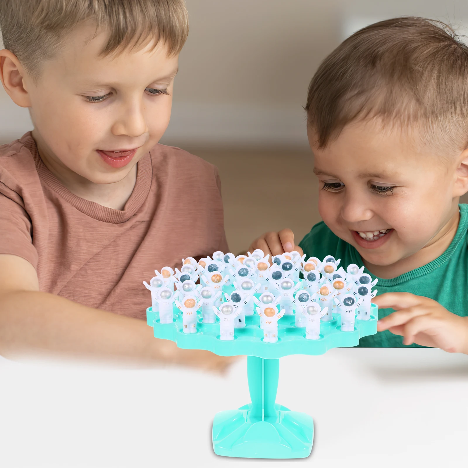 1Set Balance-Block-Spiel mit astronautenförmigen Teilen, frühe pädagogische Aktivität für die Entwicklung der Hand-Auge-Koordination von Kindern