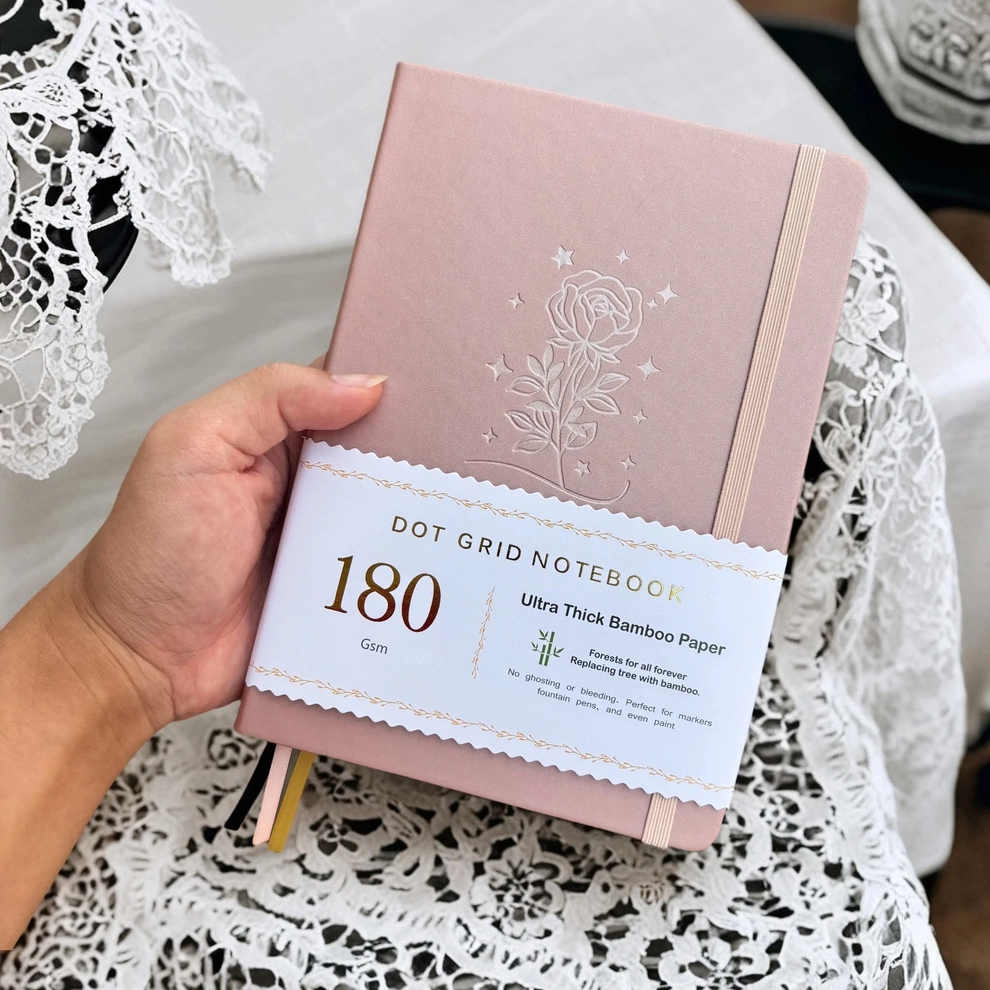 BUJO A5 Dot-Notizbuch – Hardcover-Dotted-Tagebuch, 180 g/m2 dickes Papier, silberne Kanten, flaches Design, 3 Bänder – Detail 2