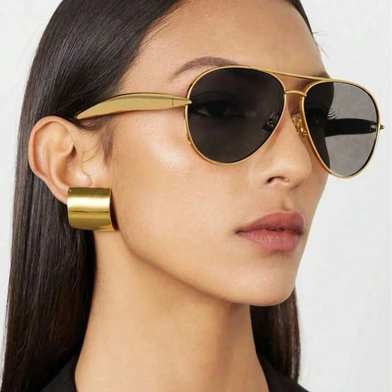 Large Frame Dual Light Metal Fashion Glasses Retro Personalized Multifunctional Fashion Glasses Suitable for Daily Wear