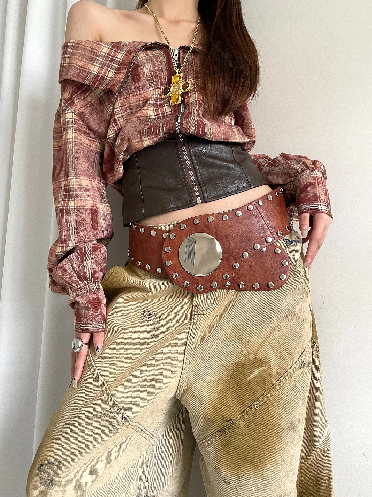 Heavy-Duty Punk Retro Rivet Button Closure Women's Waist Belt For Skirts