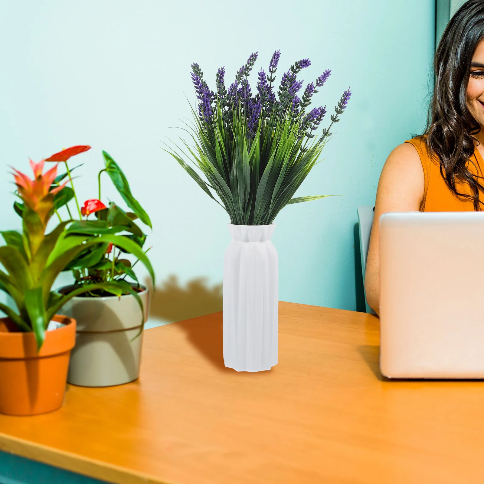 

12Pcs Fake Lavender Flower Stem Artificial Lavender Bouquet Faux Flowers Festival Home Decoration DIY Decor Festival Home Decor