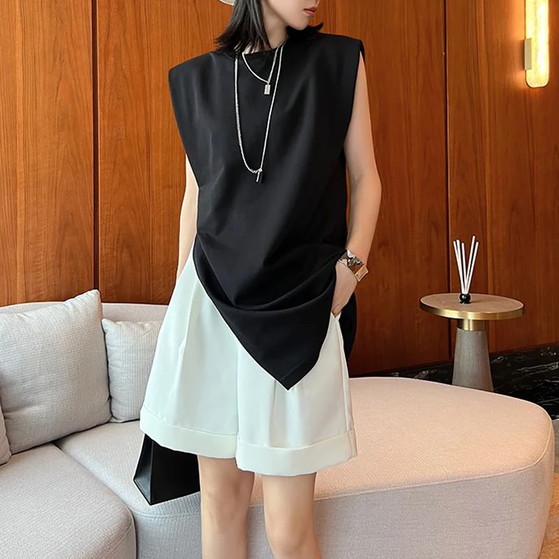 Clothes for Women 2024 Summer Stylish Split Design Elegant Sleeveless Tank Tops Female Minimalist Casual O Neck Black Loose Vest