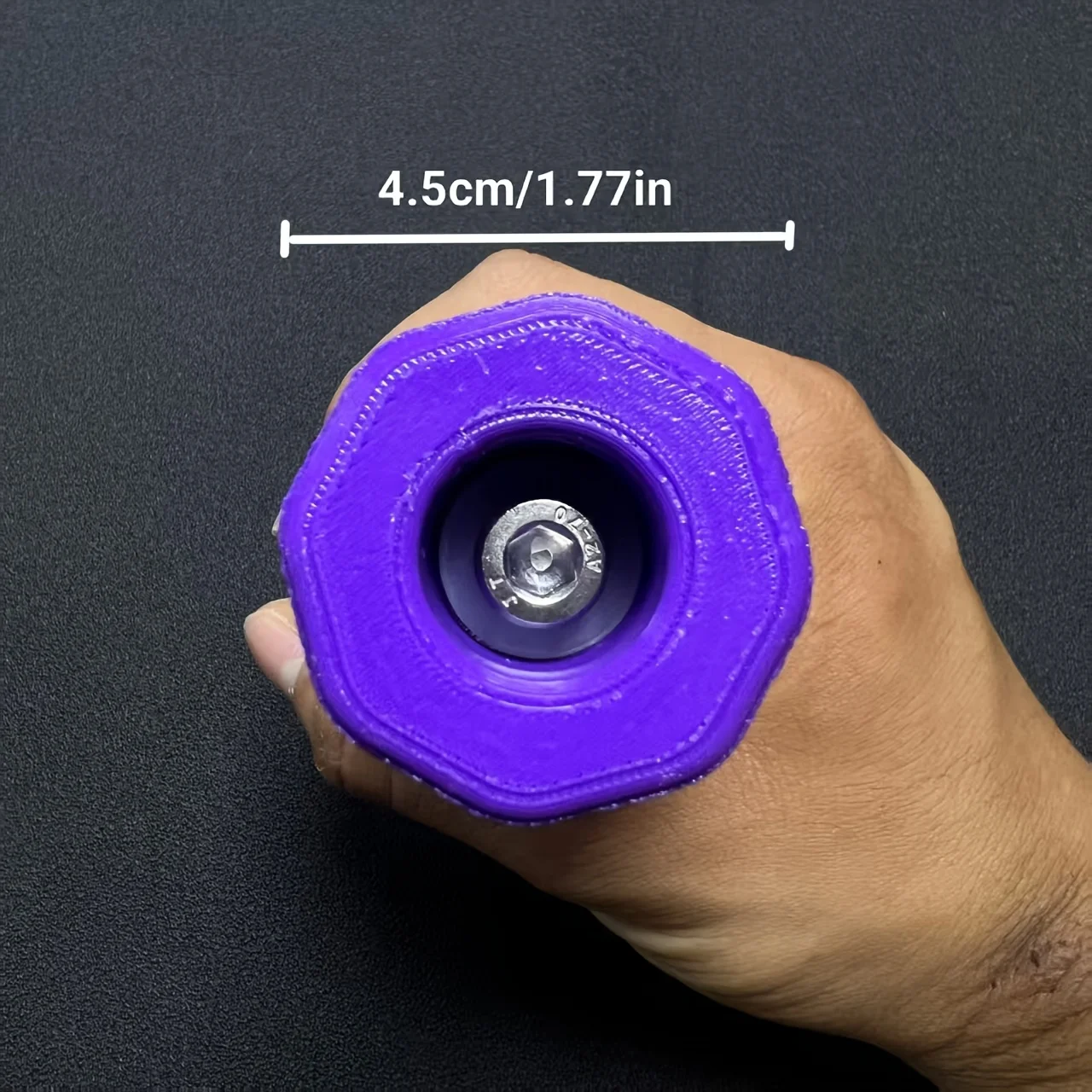 Octagonal Grip Equipment, Designed to Train Grip Strength and Finger Strength, Can Also Enhance Grip Power. the Octagonal Design Fits the Palm Better and Provides a More Comfortable Grip Feel