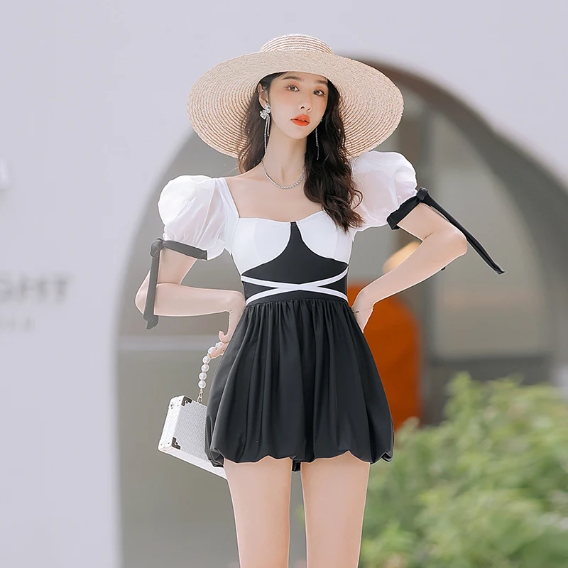 

Women's 2023 One-Piece Swimsuit Skirt Black White Patchwork Bubble Sleeved Swimwear Women's Small Fresh Conservative Slim Bikini