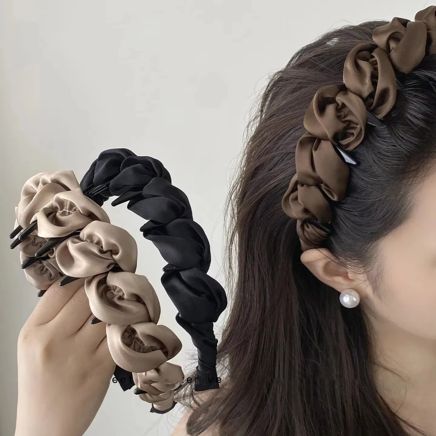 Thumbnail 2 - #71 Best Fabric Headbands to Buy In 2026