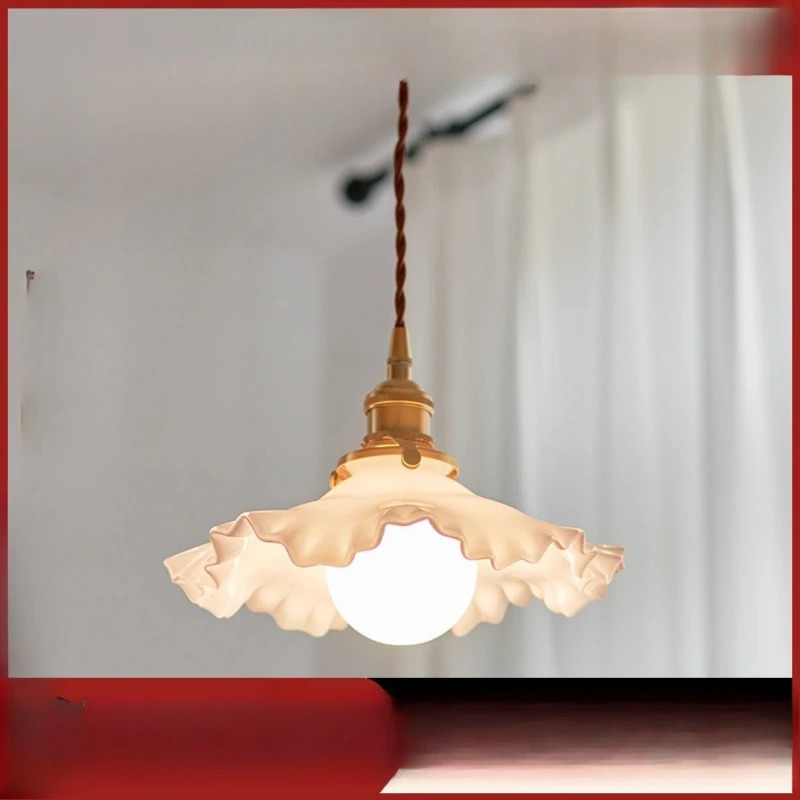

Nordic restaurant chandelier, bay window, cafe, bedside, hallway on both sides, retro pleated glass lamps