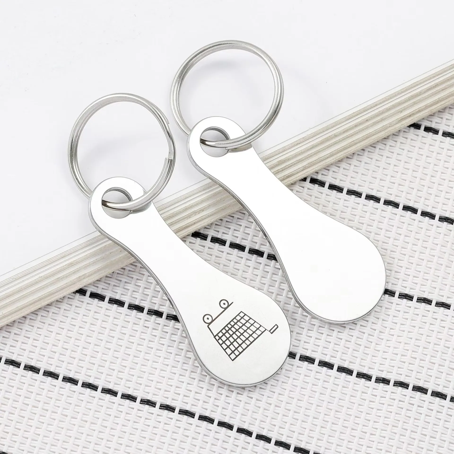 1Pcs Cart Shopping Token Trolley Key Keychain Coin Quarter Grocery Supermarket Holder Keyring Metal Keychains