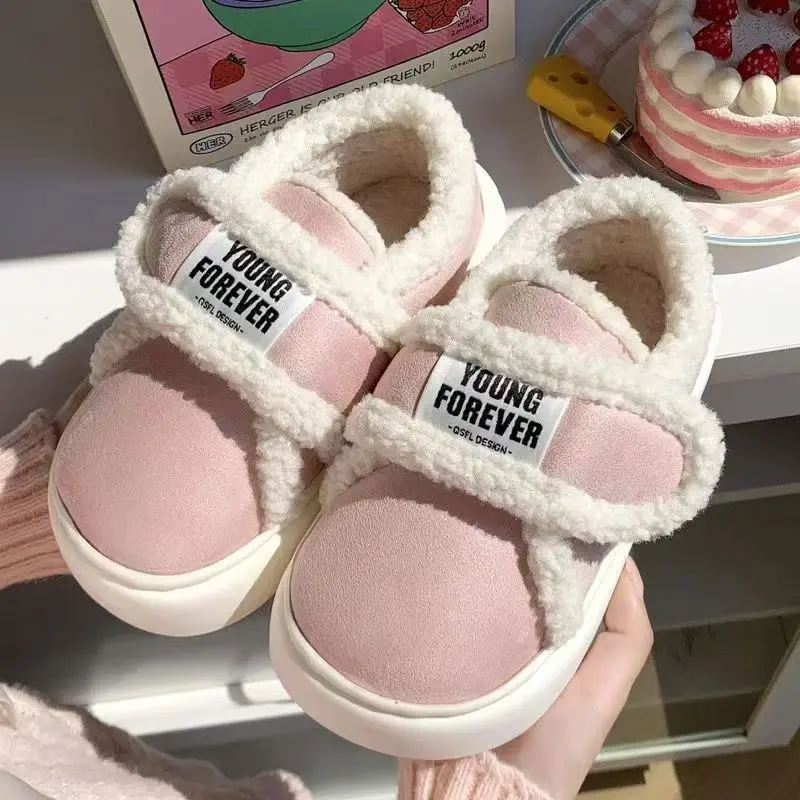 New thick-soled cotton slippers for home wear Warm and slip-resistant with all-round wrap-around design Suitable for outdoor use