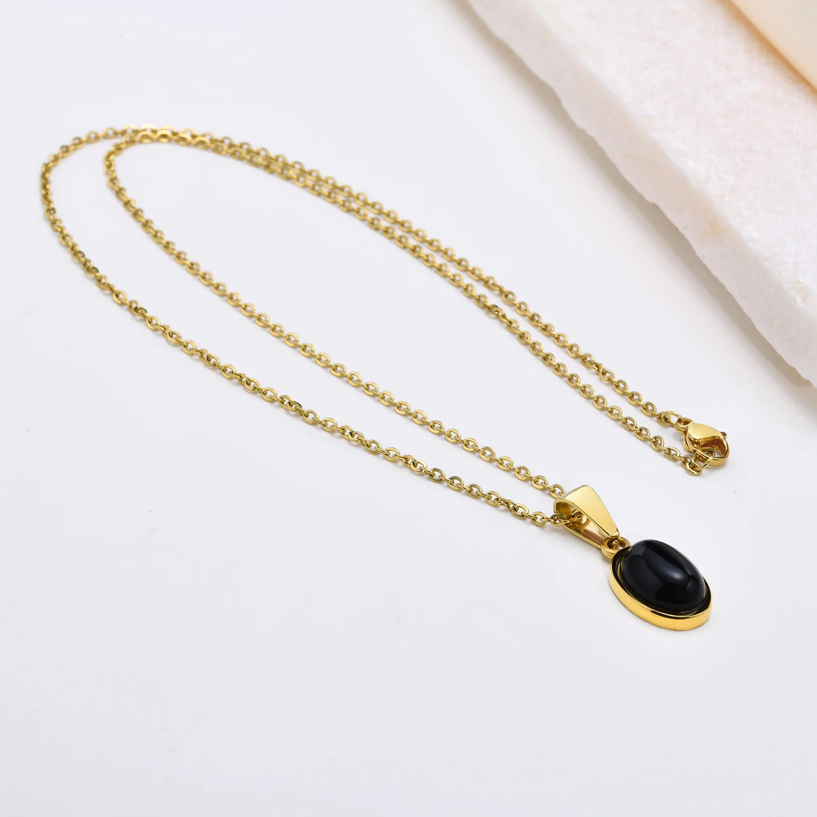 Oval Black Onyx Necklace Pendant for Women, Stainless Steel Chain, Agate Nature Stone Jewelry