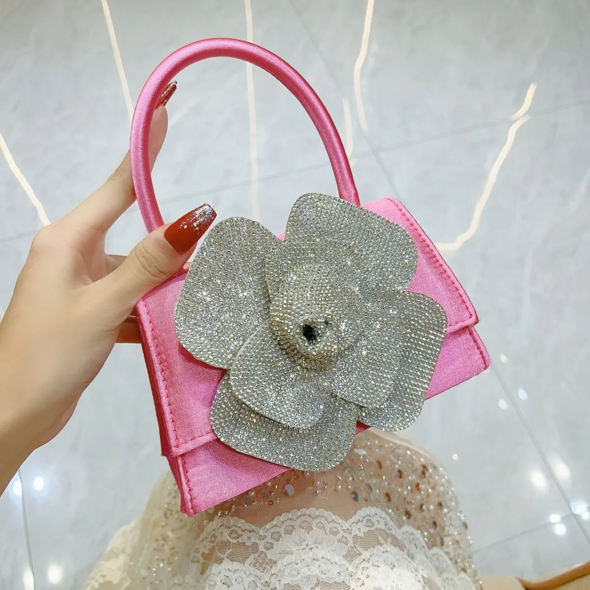 

2025New Luxury Rose Design Ladies Evening Handbag Fashion Elegant Single Shoulder Crossbody Bag Party Dinner Wedding Reception