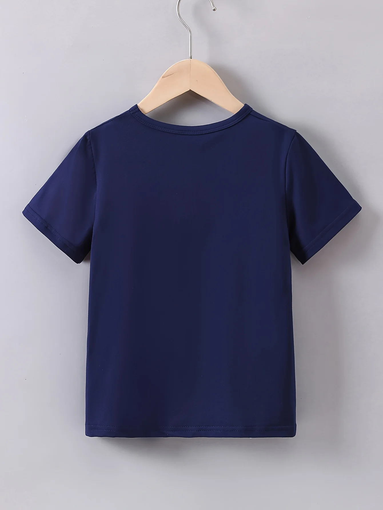 طقم ملابس صيفي للفتيات الصغيرات تي شيرت وسروال قصير مطبوع عليه النظام الشمسي للأطفال مكون من قطعتين ملابس أطفال بأكمام قصيرة