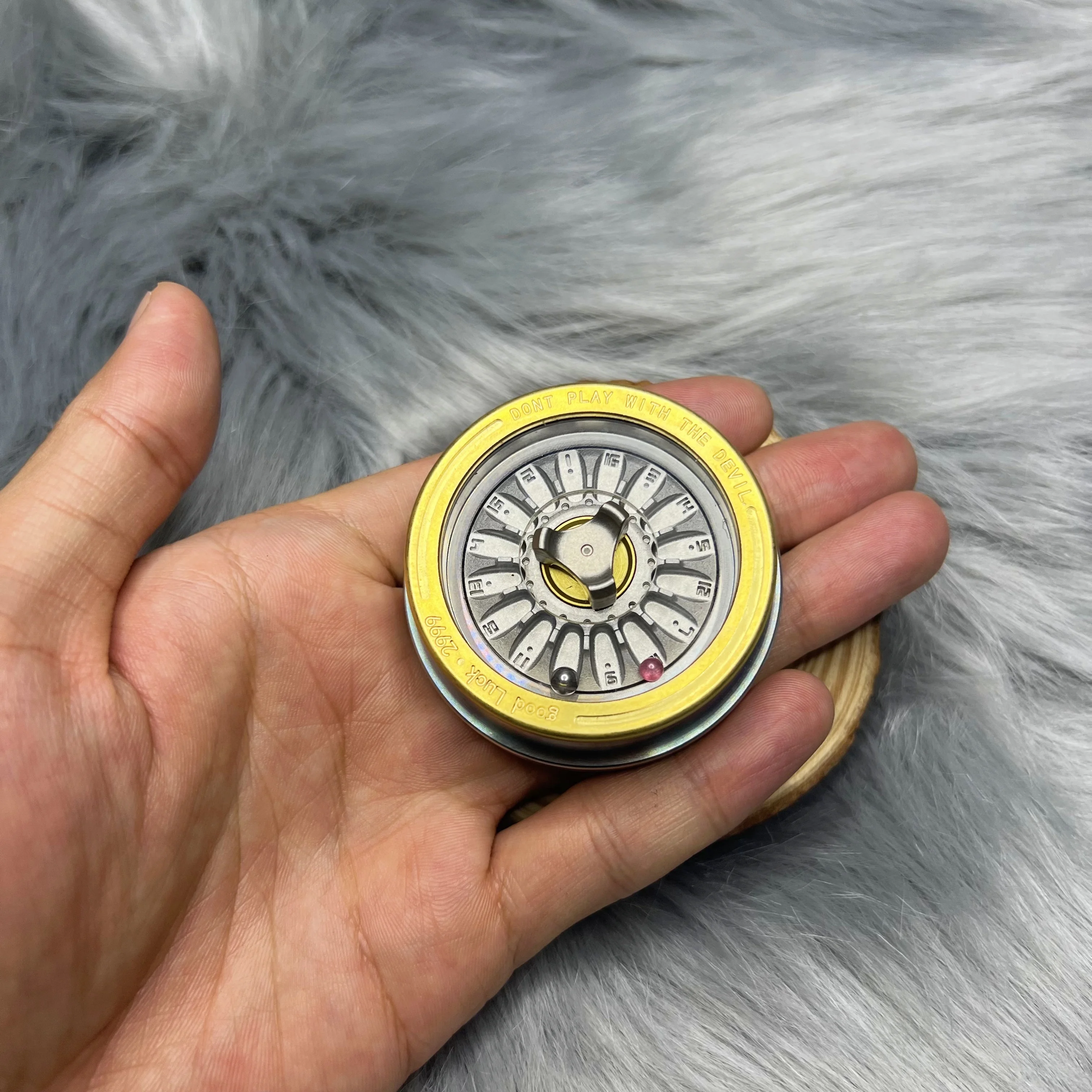 Luck 2099 Carnival Numberรูเล็ตโลหะFidget Spinner ADHDความเครียดบรรเทาเครื่องมือEDC Fidget Spinnerโต๊ะTravel Sensory Play