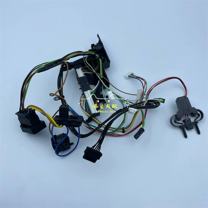 1pc for 10-17 BMW GT528i GT535i GT550i headlight Internal harness plug circuit