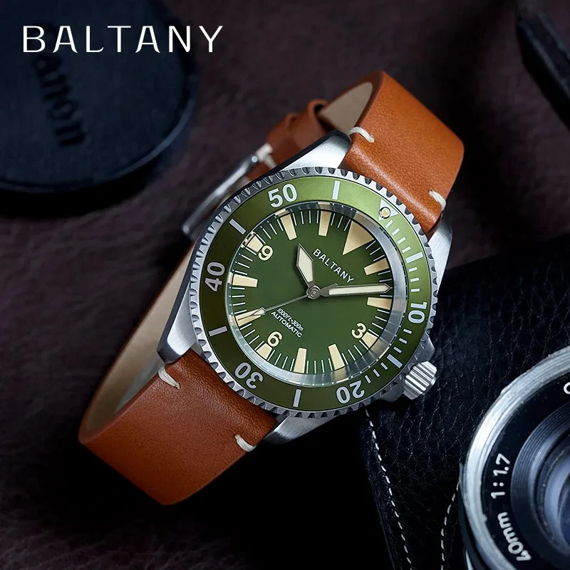 

Retro Dive Watch Water Ghost Tribute Watch 42mm Sapphire 200M Waterproof Sports Military Automatic Mechanical Men's Watches