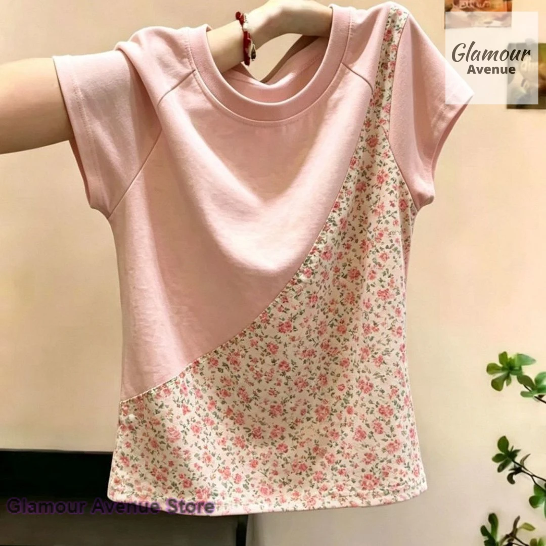 

Korean style floral stitching contrast short-sleeved T-shirt female spring and summer new fashion Joker plus size loose top.