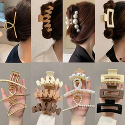 Metal Gold Color Hair Claw Set Clip for Women Plastic Hairpins Hair Accessories Geometric Hollow Pincer Barrette Crystal Clip