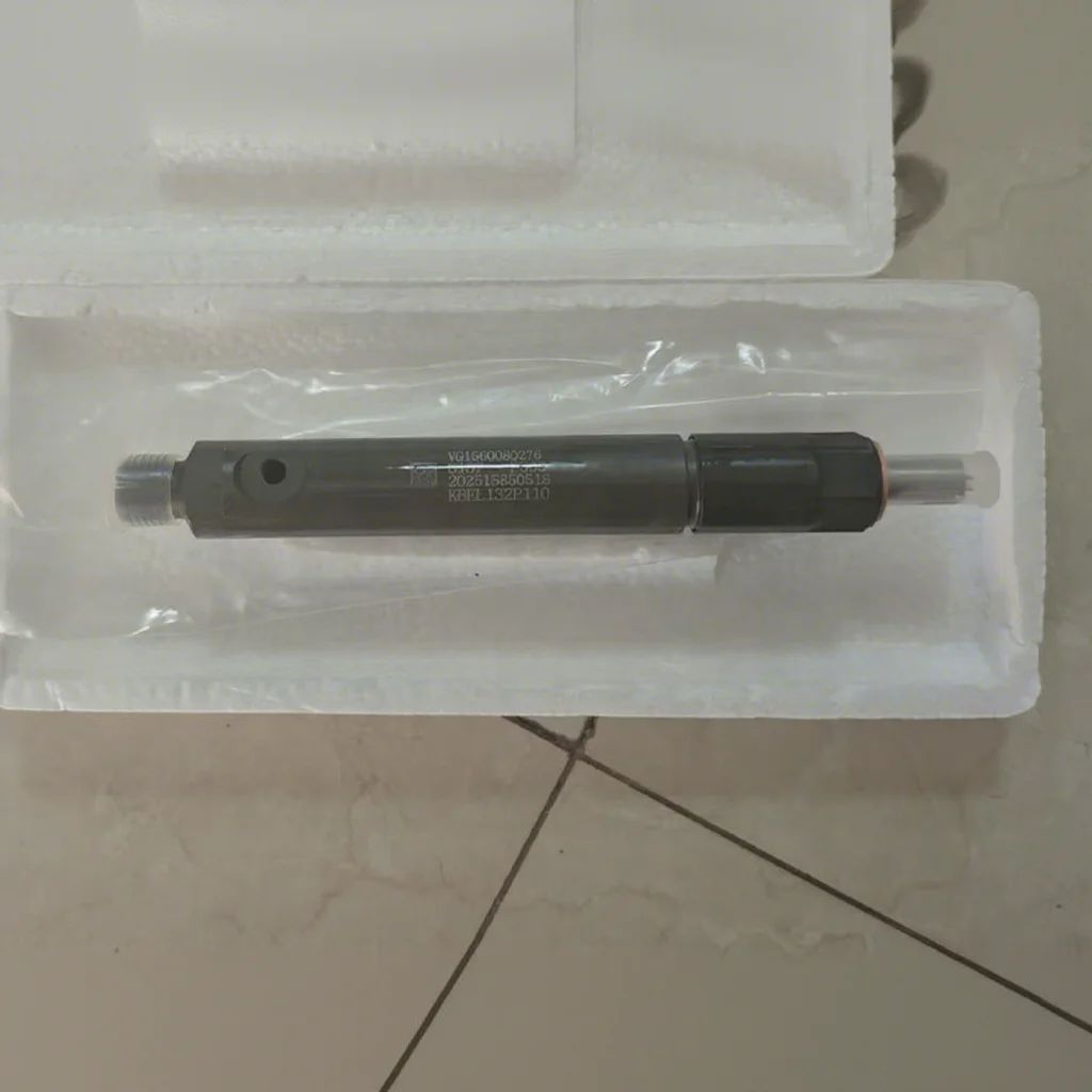 For Sinotruk HOWO 371 336 T7H Semi Trailer 8x4 Dump Truck WD615 Diesel Engine Spare Parts KBEL132P110 Fuel Injector VG1560080276