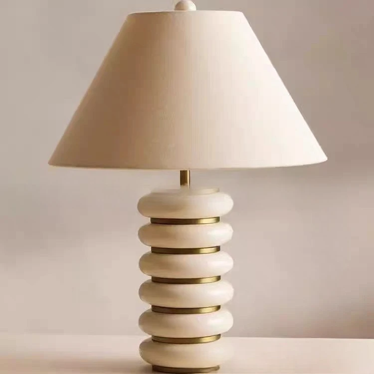 Solid wood art dimmable creative study desk lamp medieval villa bedroom bedside lamp